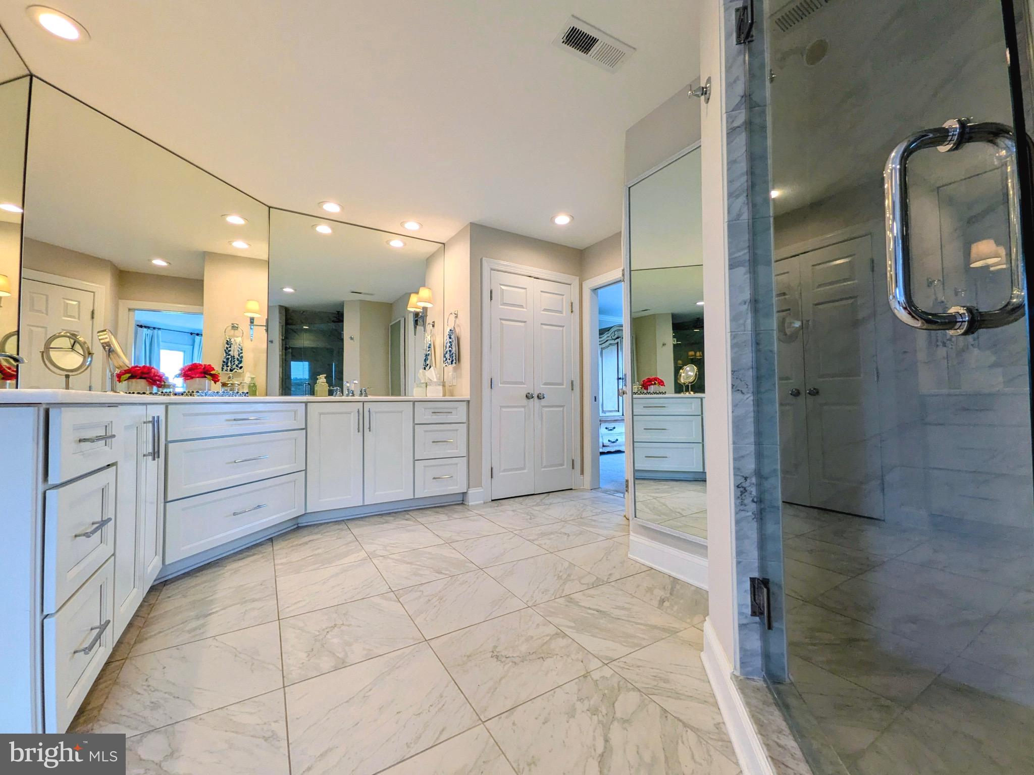 GOOSE POINT ESTATES - Residential