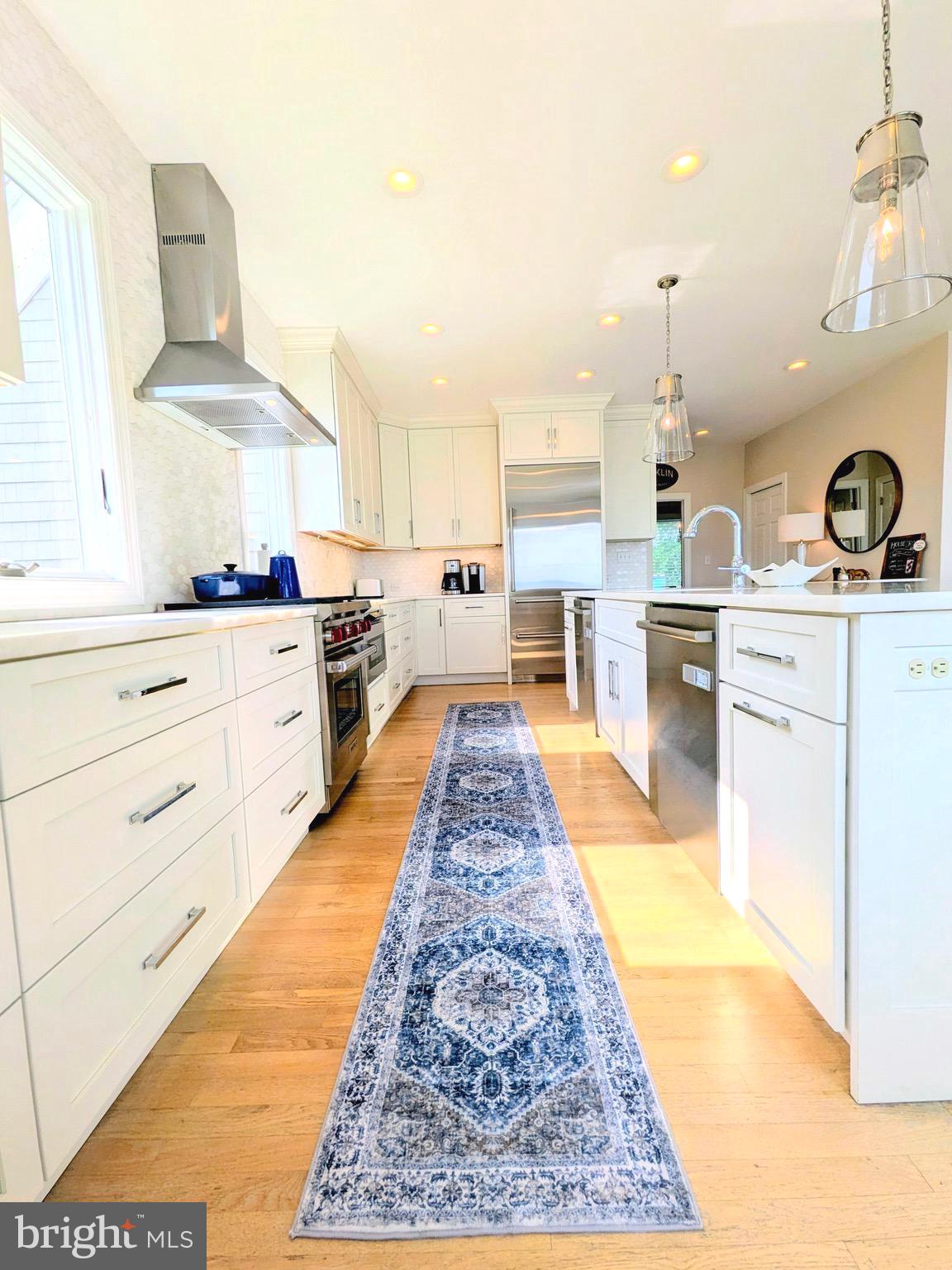 GOOSE POINT ESTATES - Residential