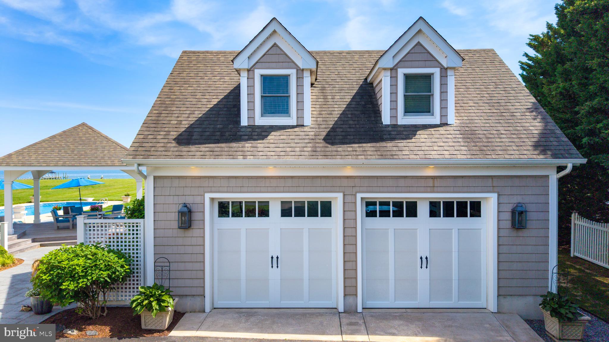 GOOSE POINT ESTATES - Residential