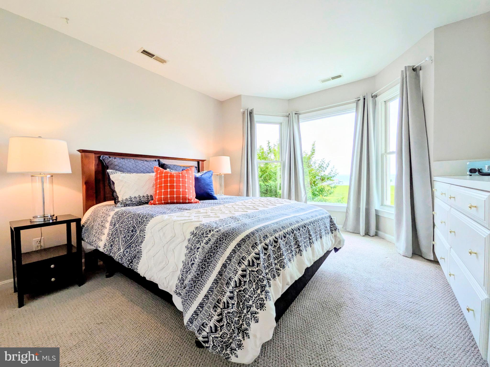 GOOSE POINT ESTATES - Residential