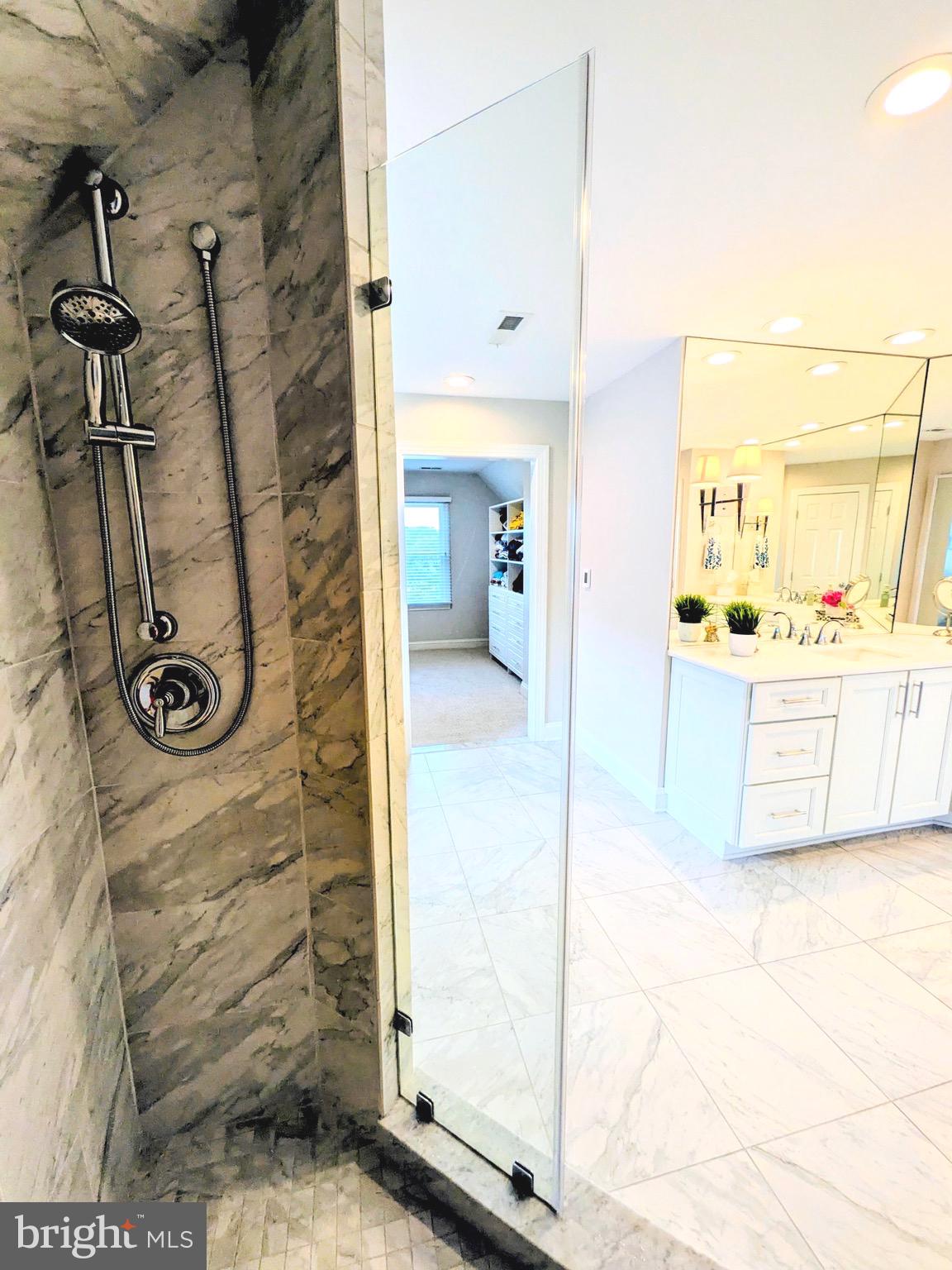 GOOSE POINT ESTATES - Residential