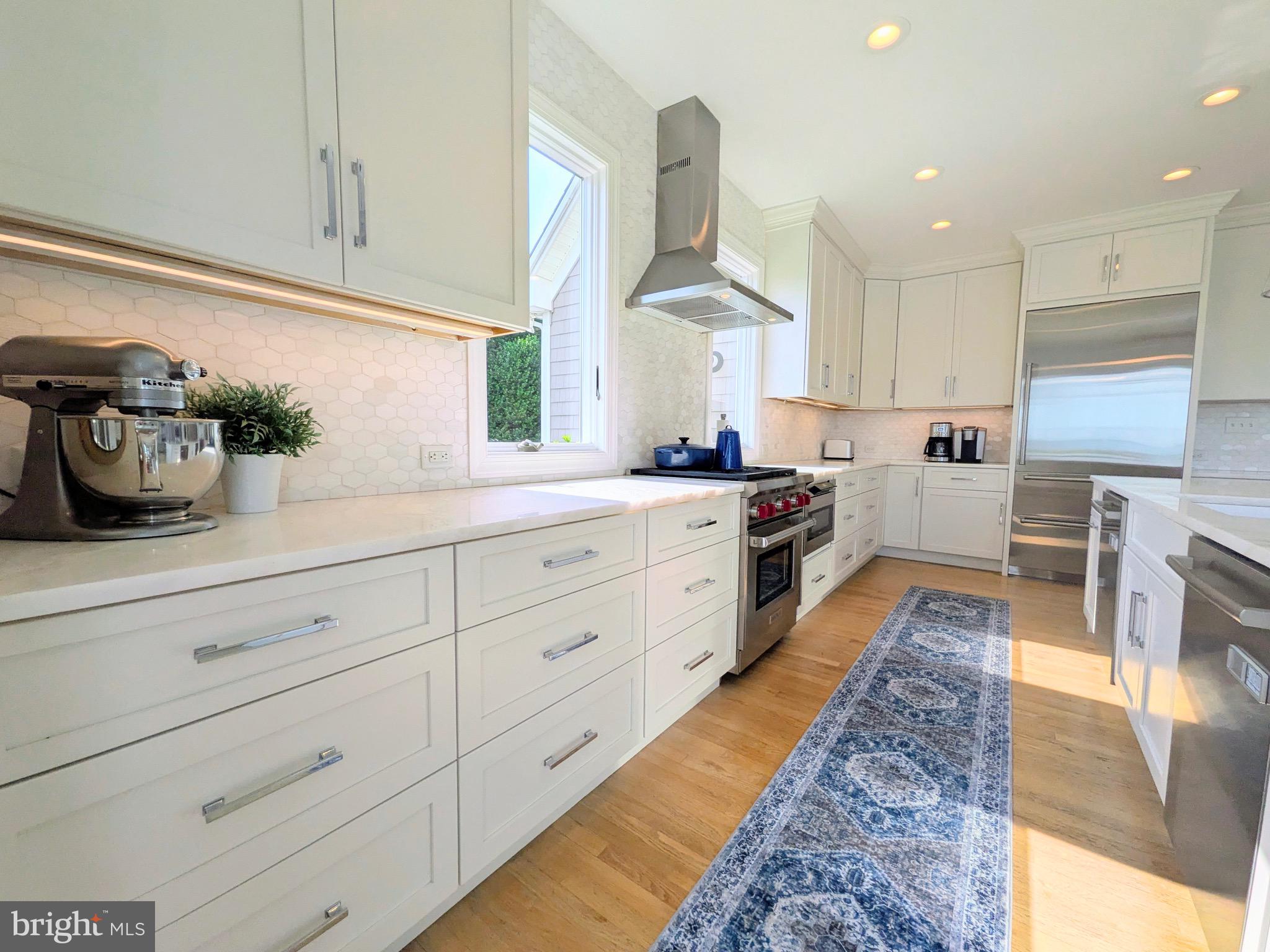 GOOSE POINT ESTATES - Residential