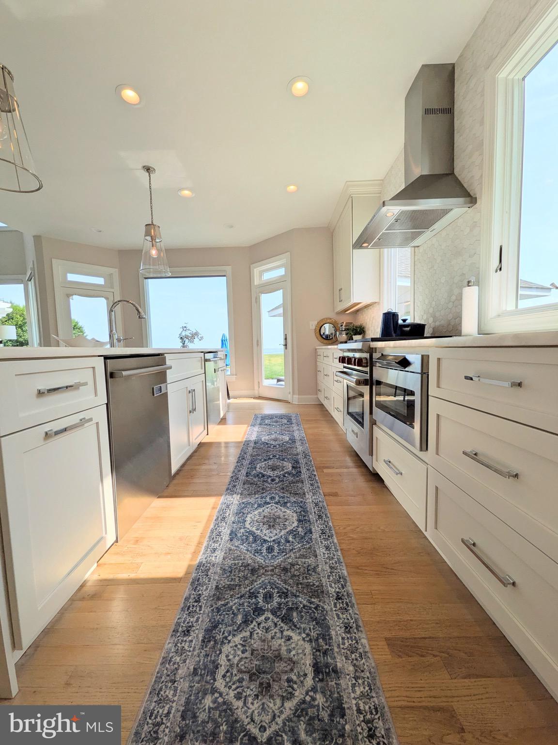 GOOSE POINT ESTATES - Residential