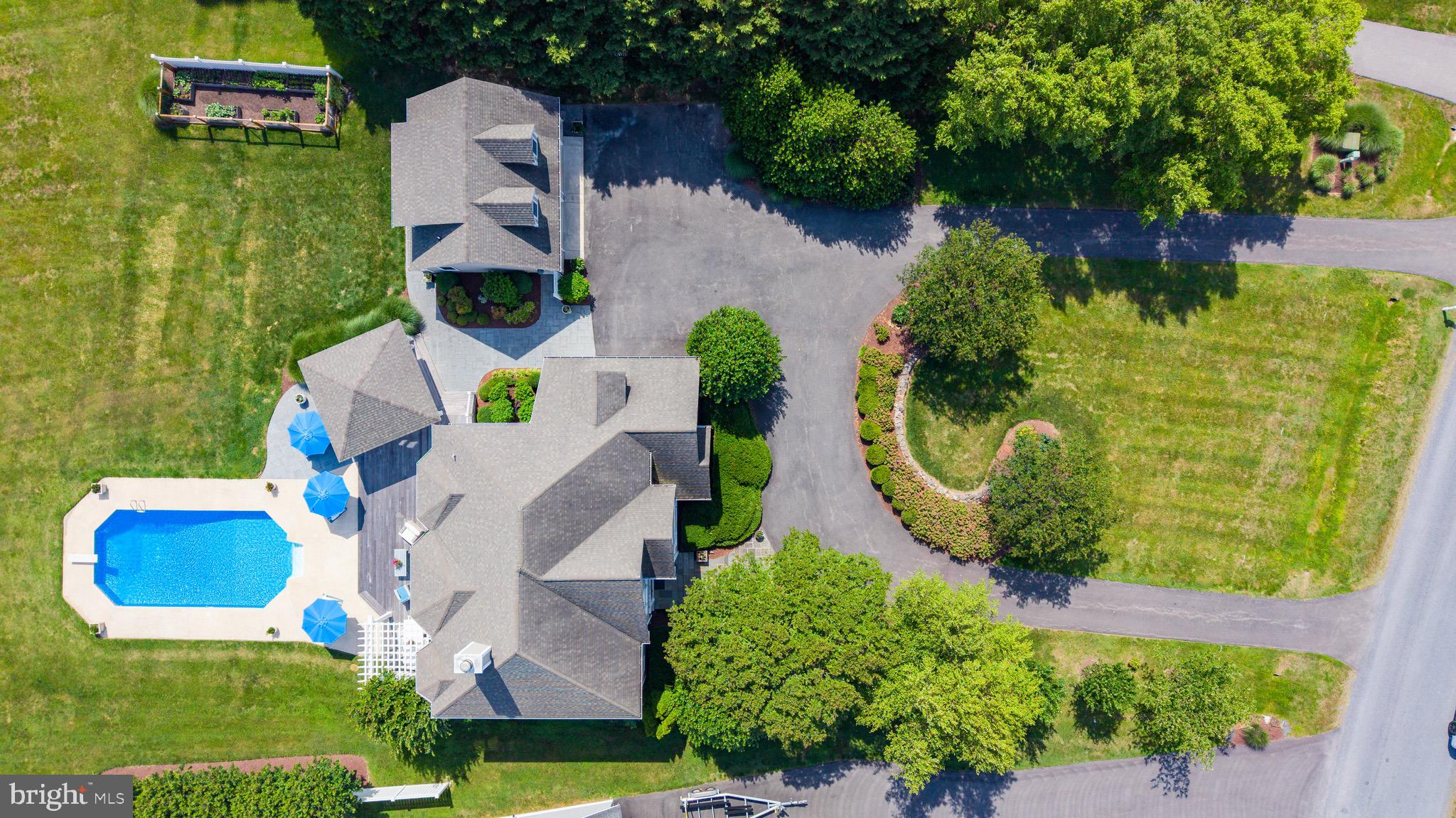 GOOSE POINT ESTATES - Residential