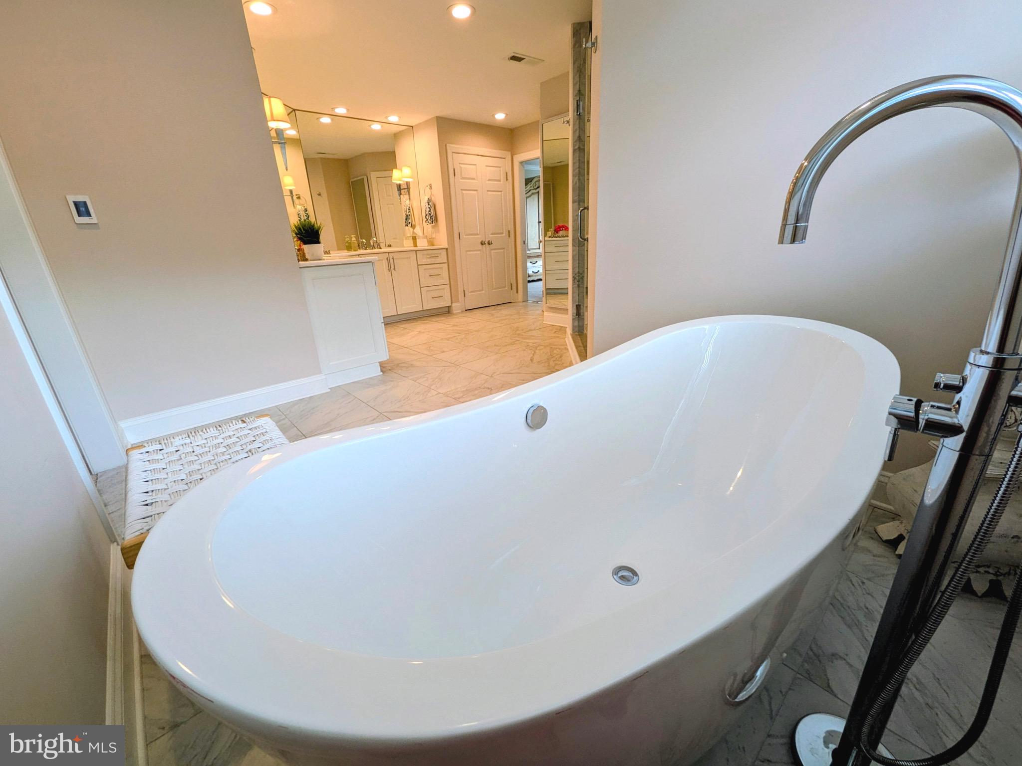 GOOSE POINT ESTATES - Residential