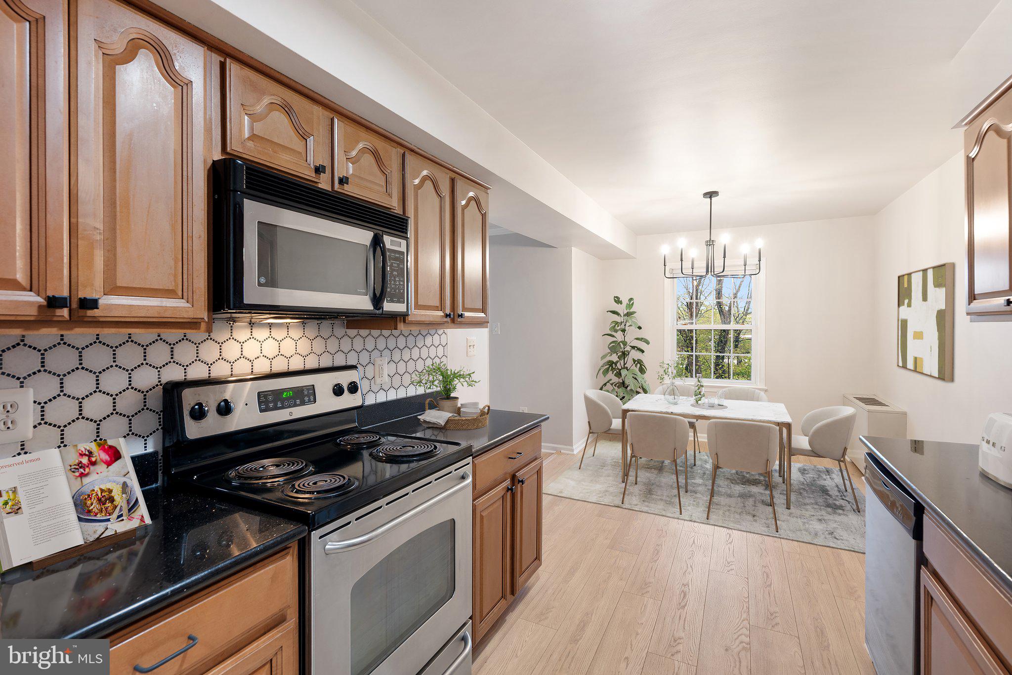 REGENCY AT BAILEYS - Residential