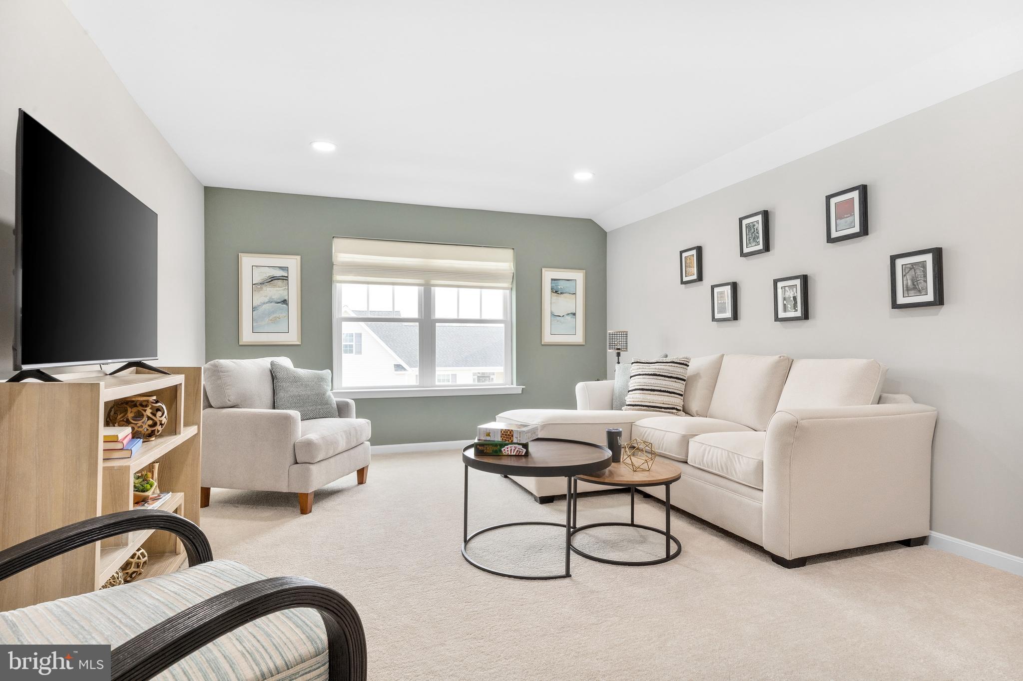 NOBLES POND - Residential