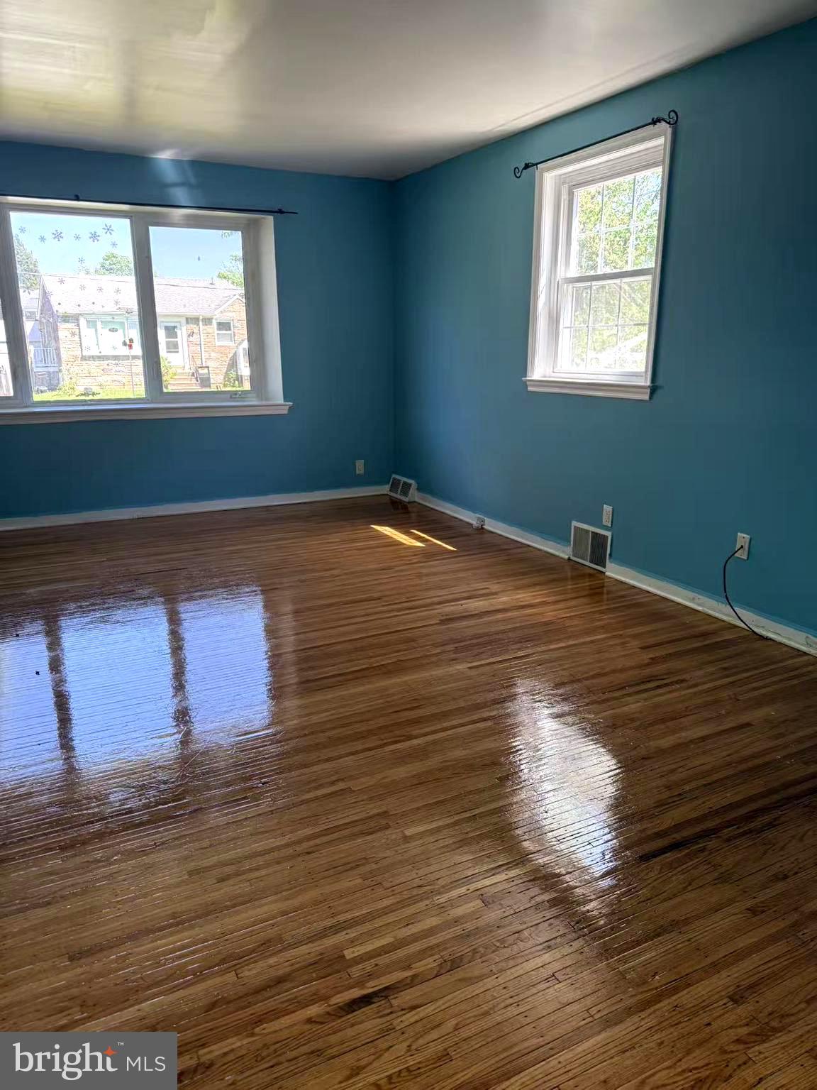 PHILADELPHIA - Residential