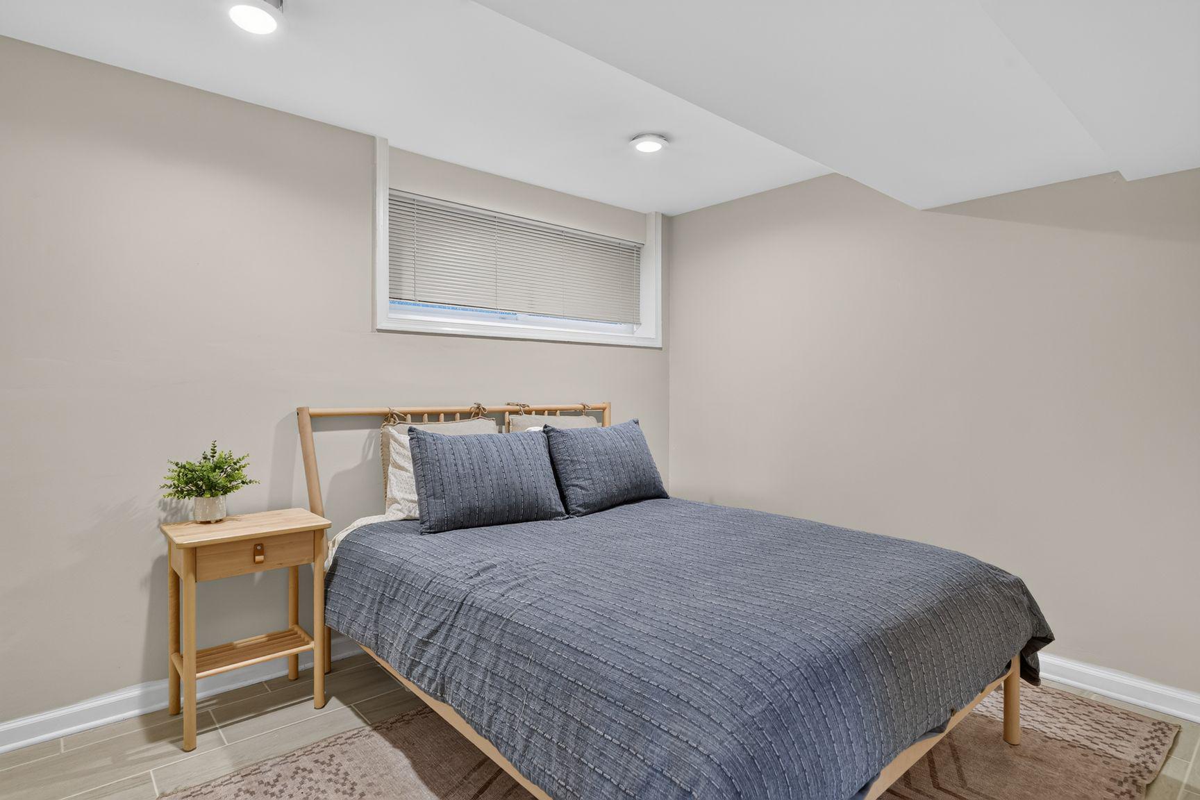 MARLBOROUGH - Residential