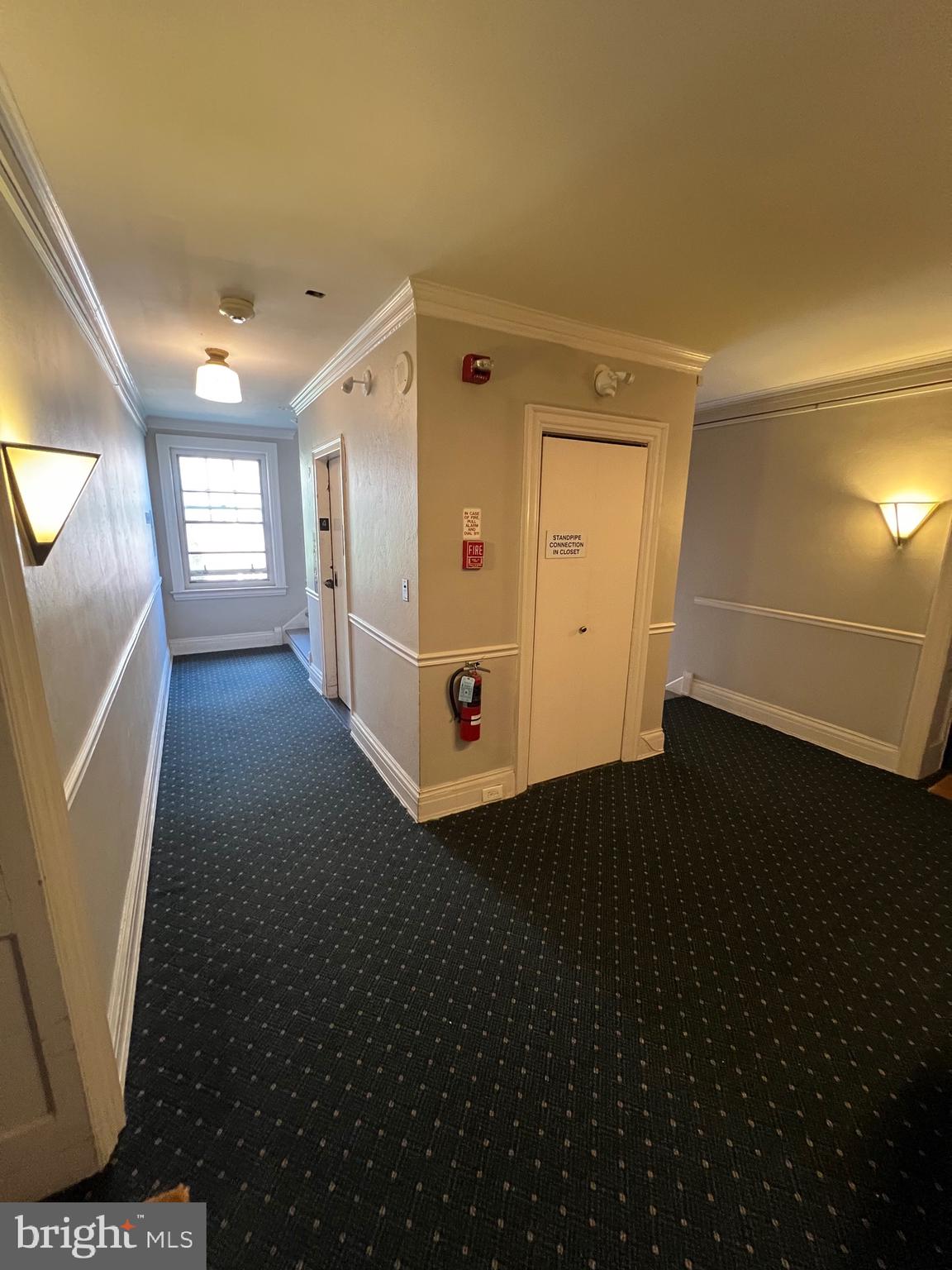 GARDEN COURT - Residential