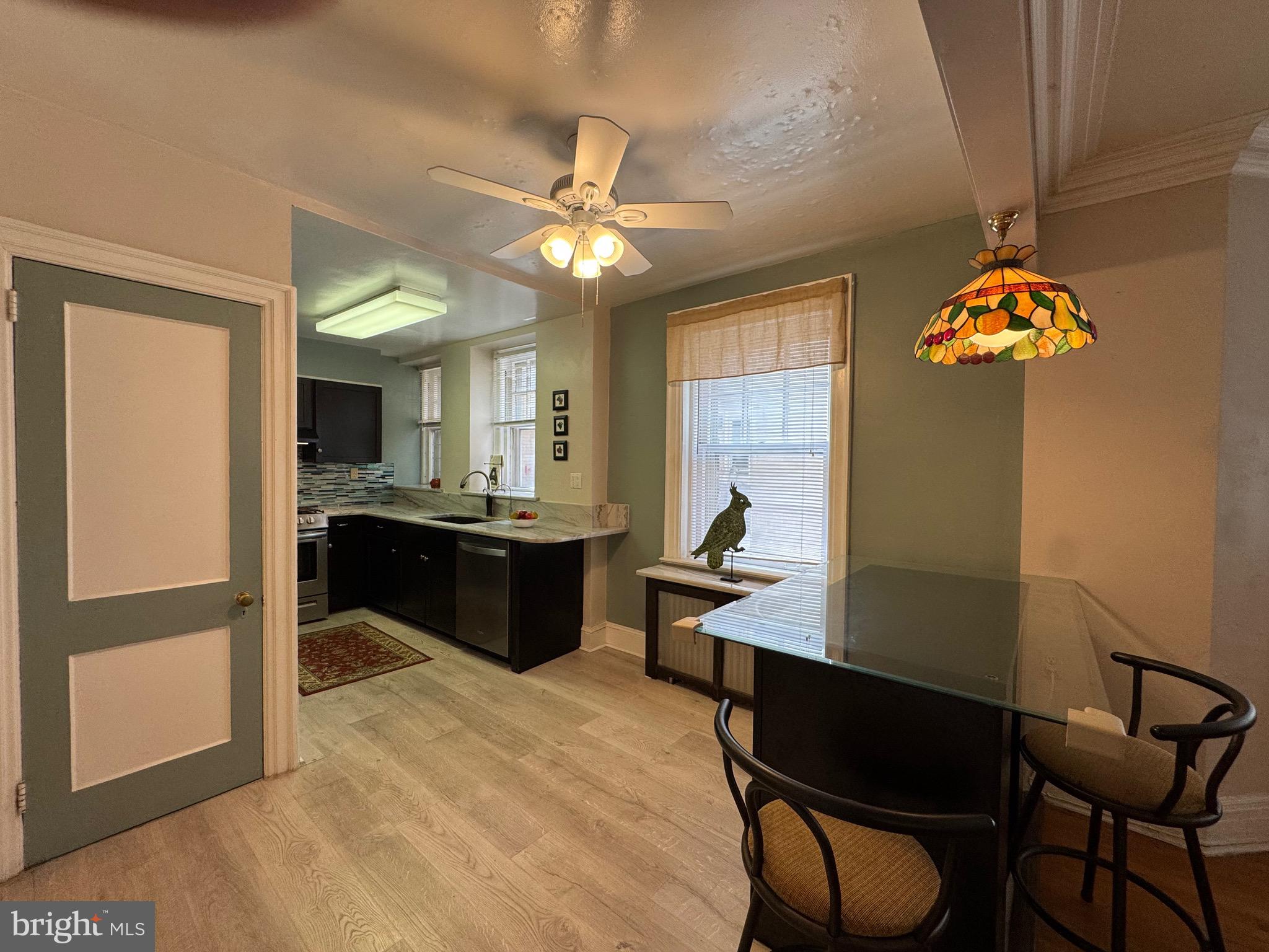 GARDEN COURT - Residential
