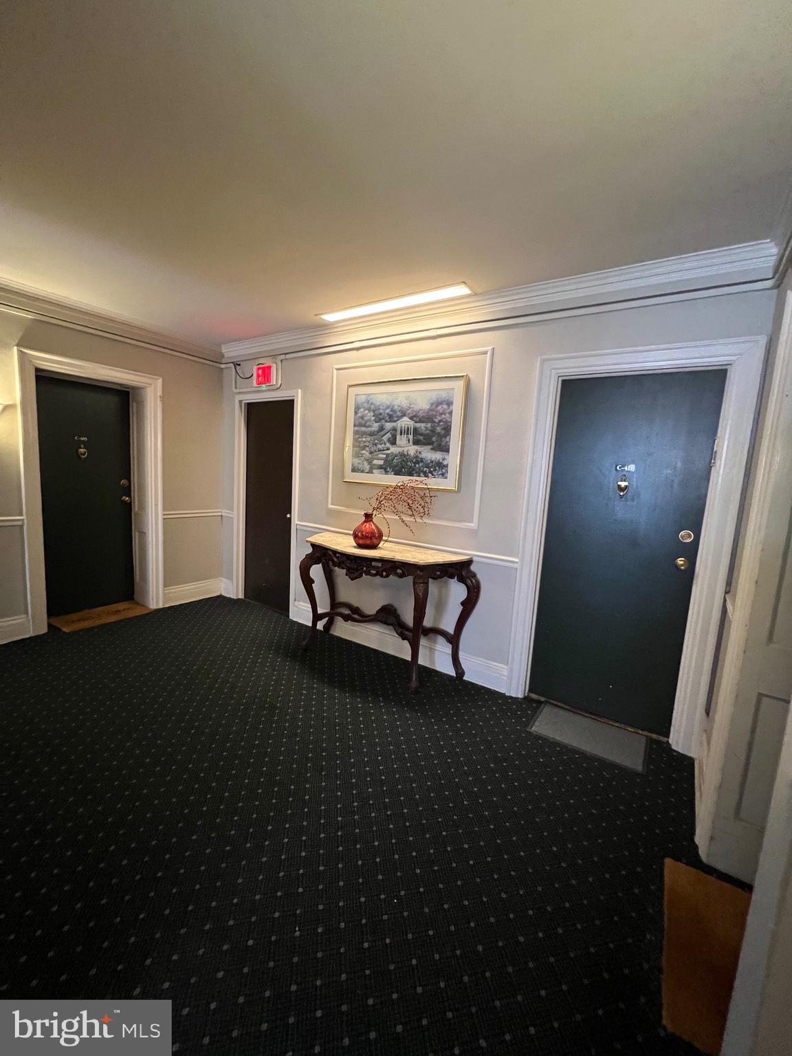 GARDEN COURT - Residential