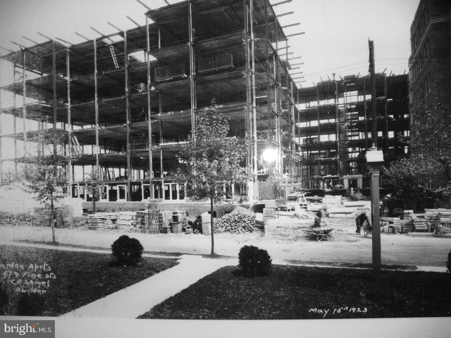 GARDEN COURT - Residential