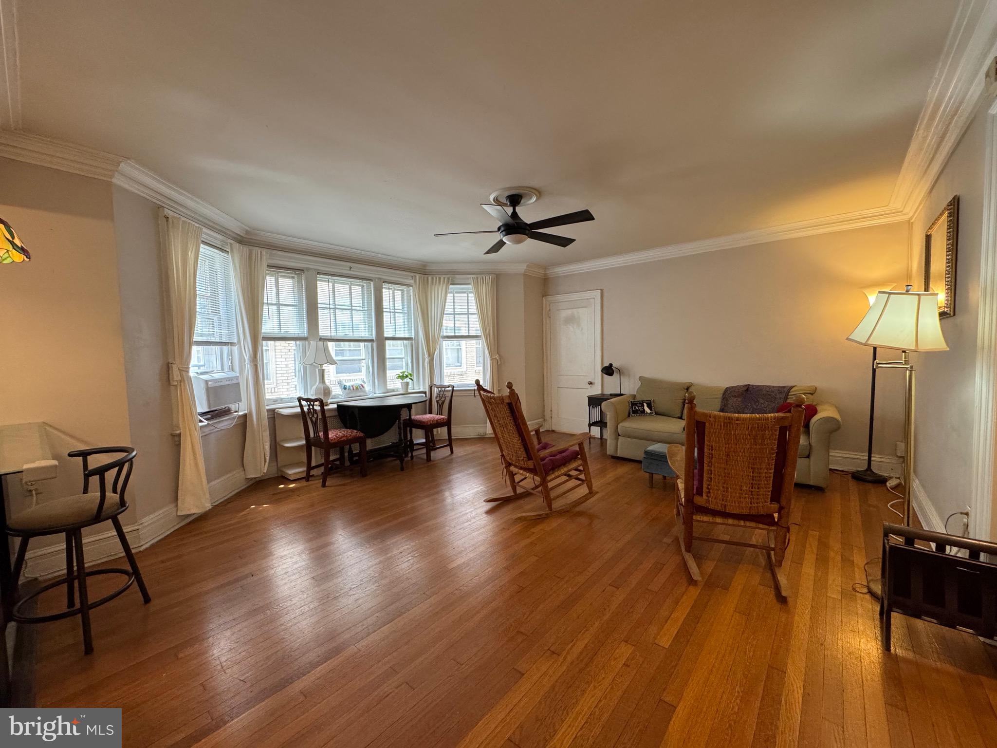 GARDEN COURT - Residential