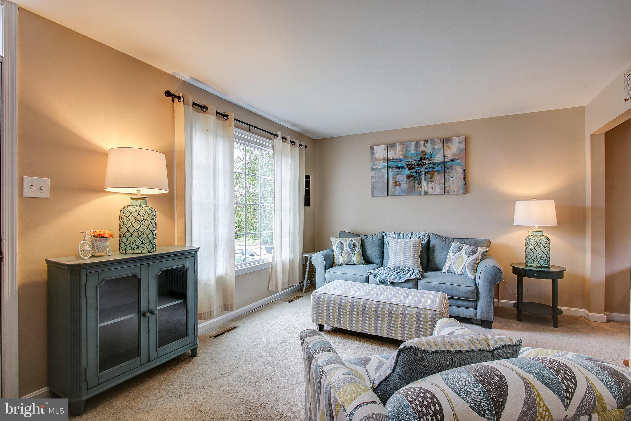VILLAS LAKE ANITA LOUISE - Residential