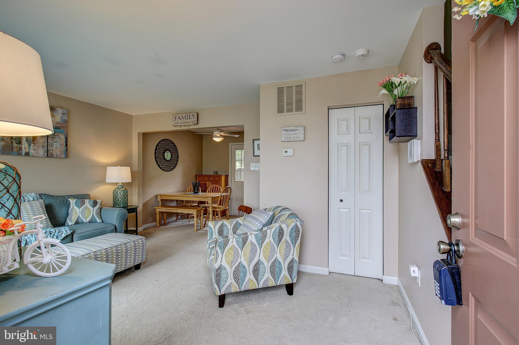 VILLAS LAKE ANITA LOUISE - Residential