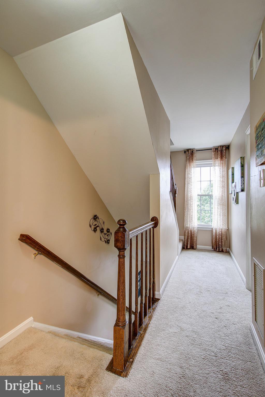 VILLAS LAKE ANITA LOUISE - Residential