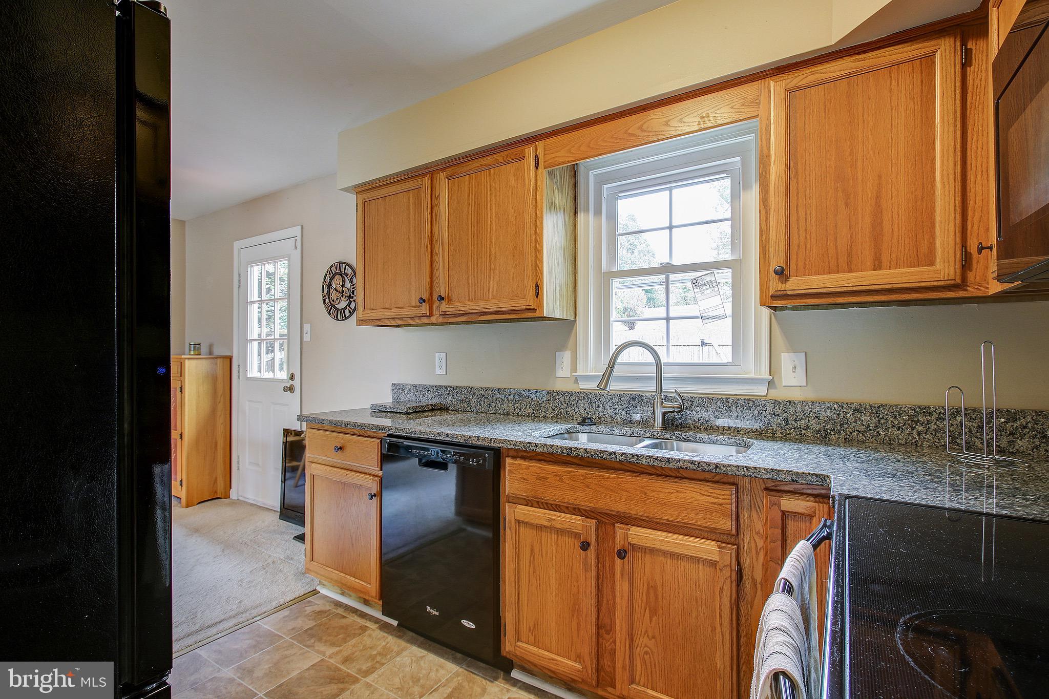 VILLAS LAKE ANITA LOUISE - Residential
