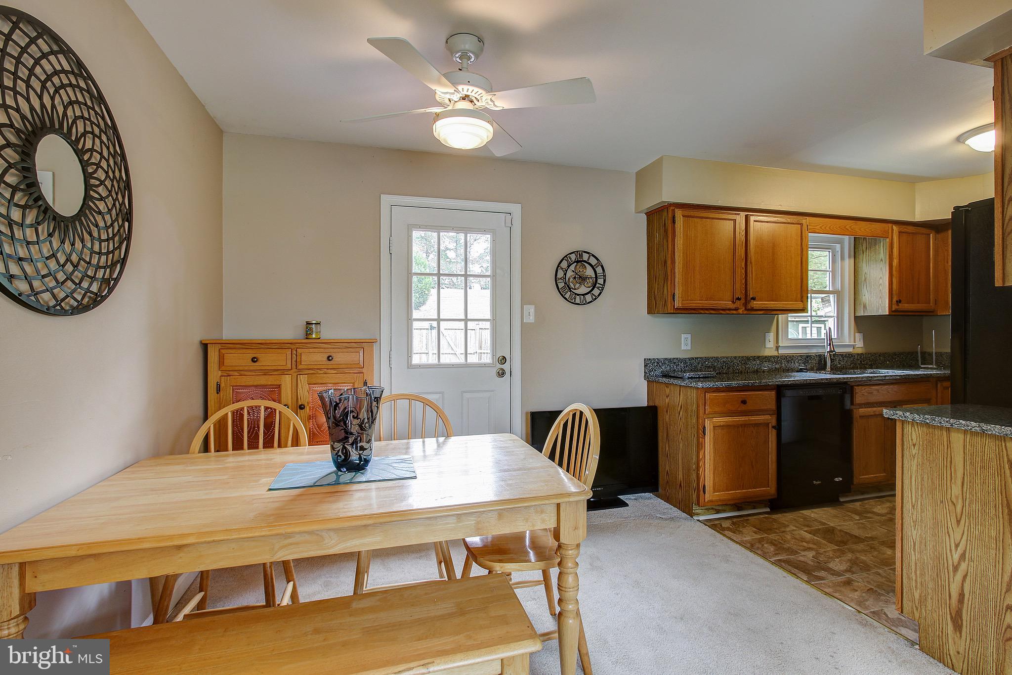 VILLAS LAKE ANITA LOUISE - Residential