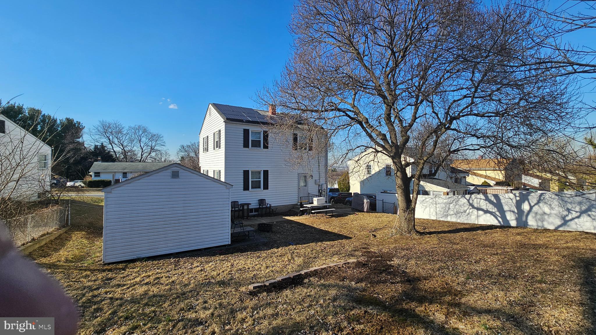 CRESTWOOD - Residential