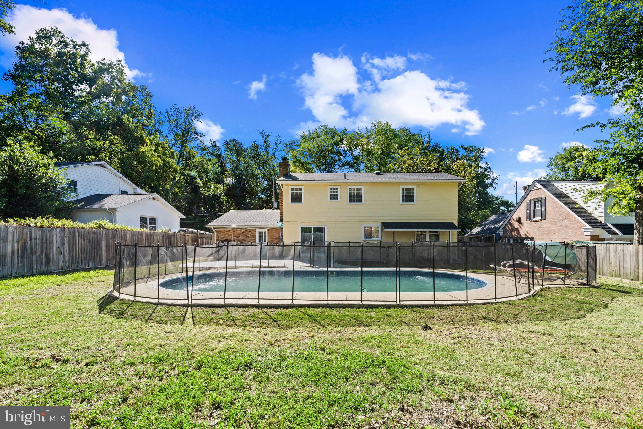 FORT WASHINGTON ESTATES - Residential