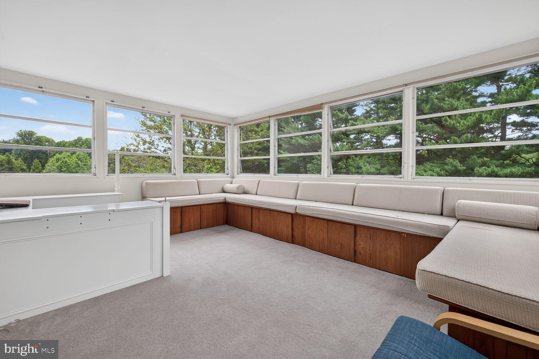 LOCH HAVEN - Residential