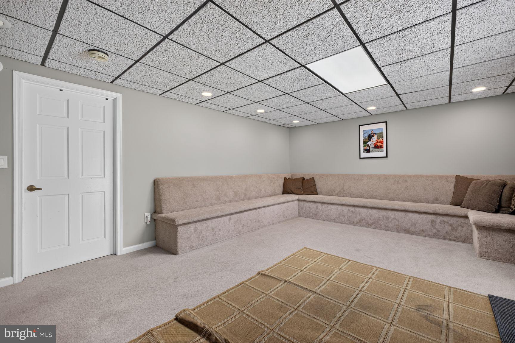 LOCH HAVEN - Residential