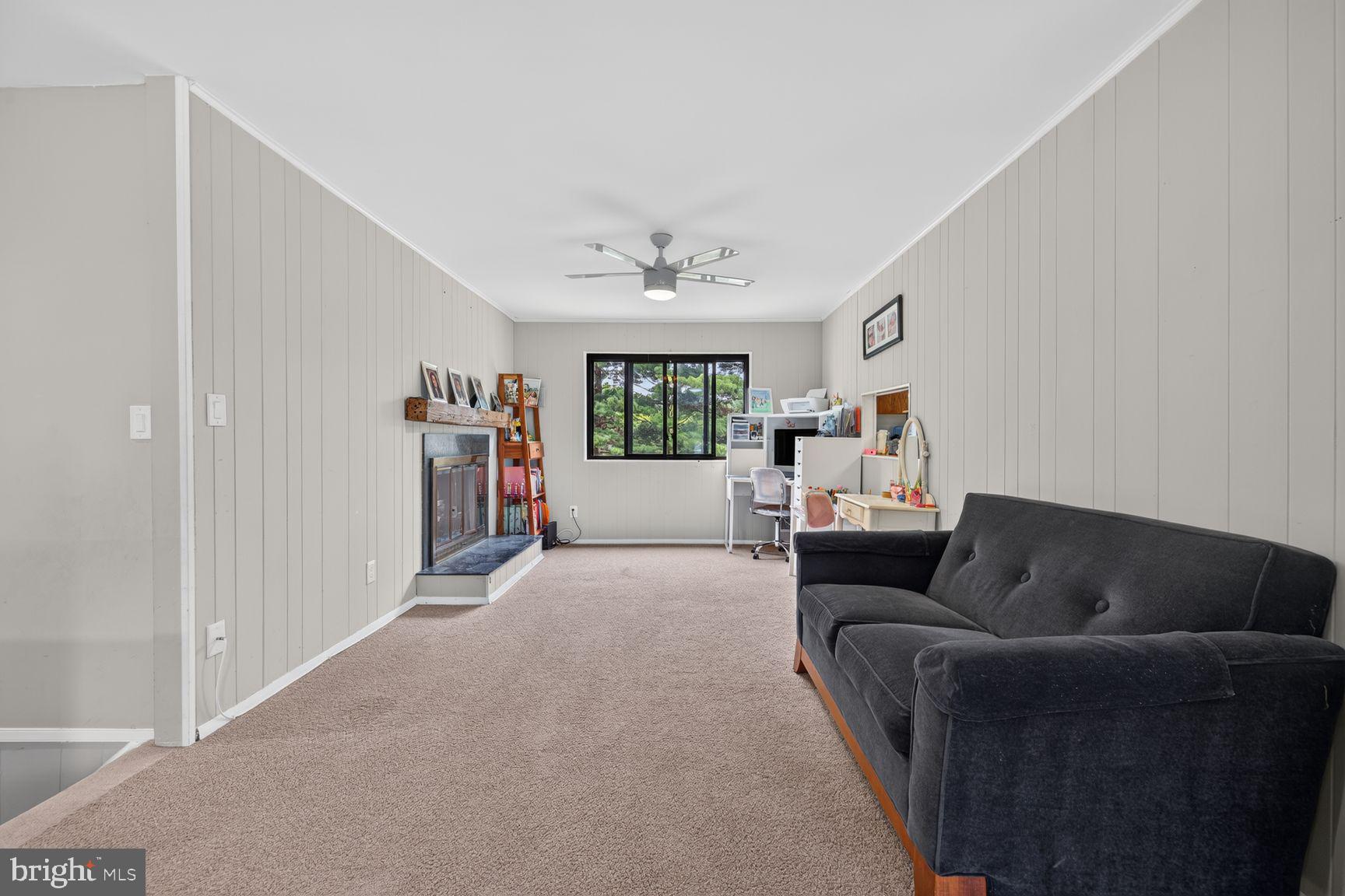LOCH HAVEN - Residential