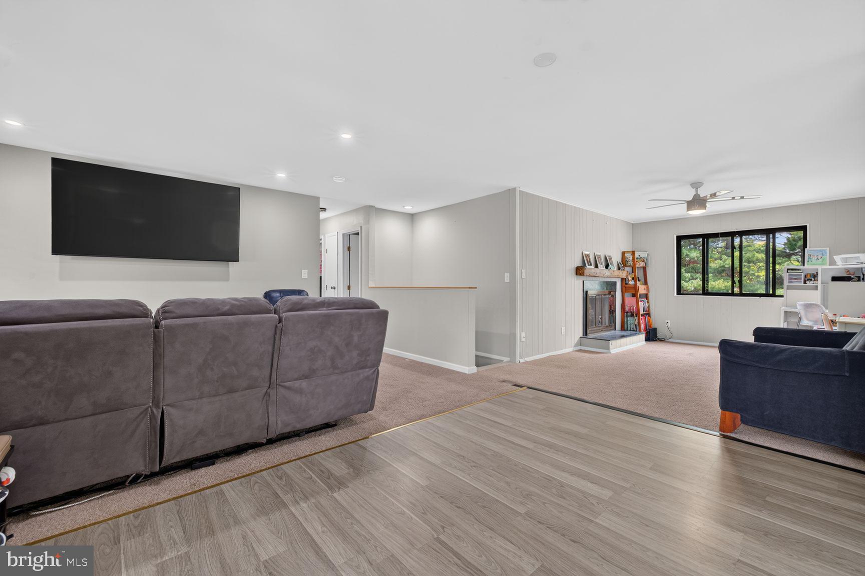 LOCH HAVEN - Residential