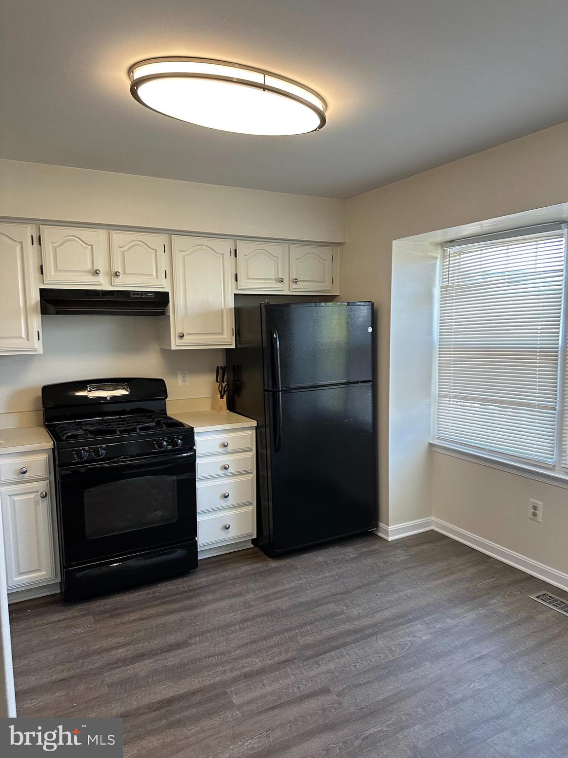 WILLIAMSTOWN - Residential Lease