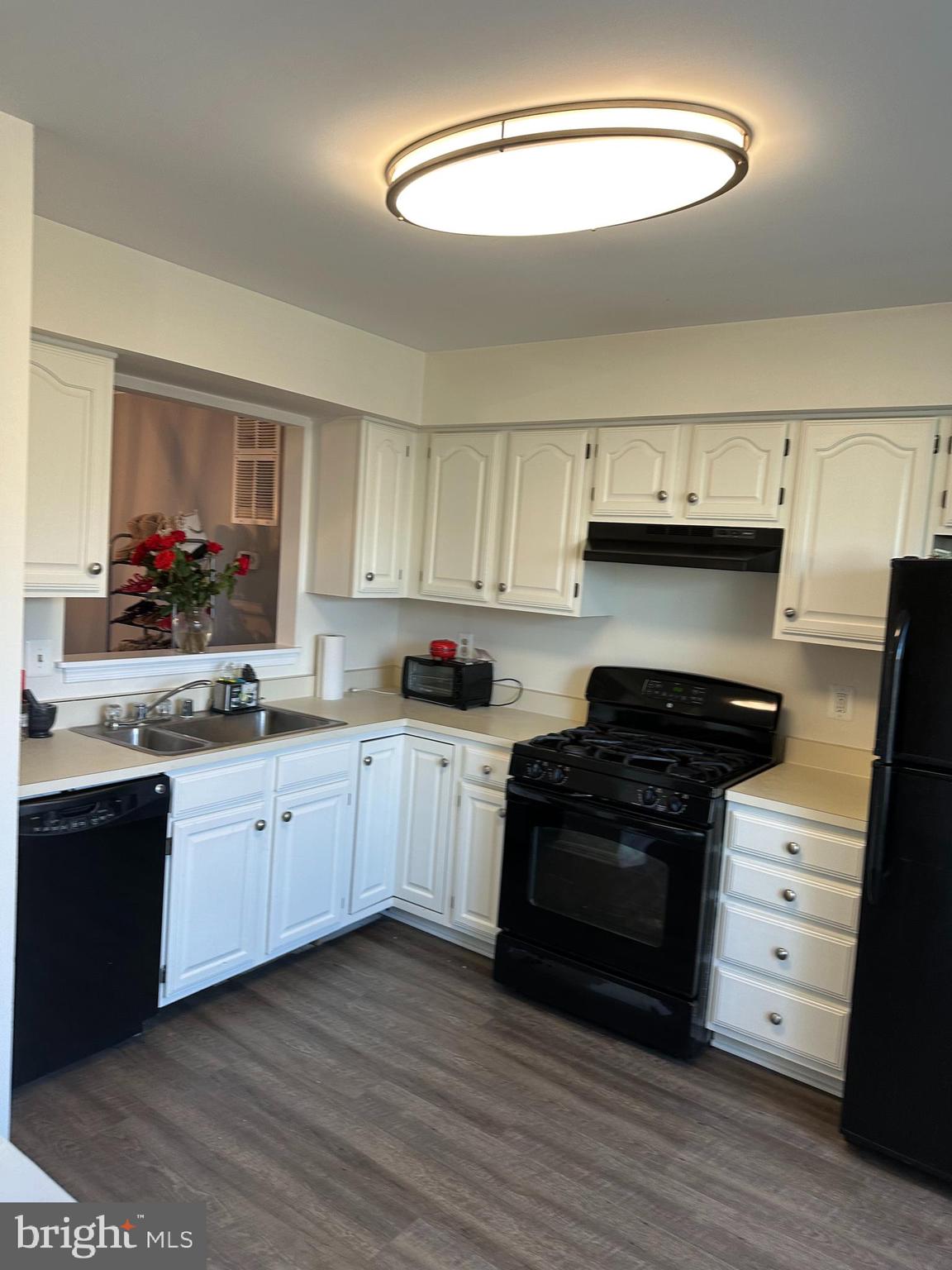 WILLIAMSTOWN - Residential Lease