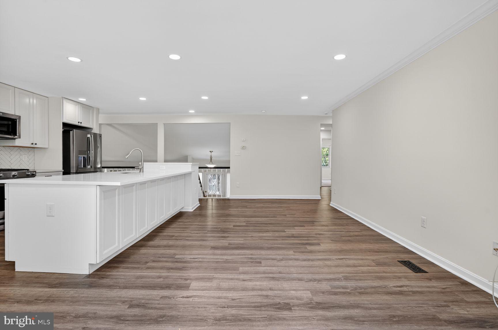 BURKE CENTRE - Residential