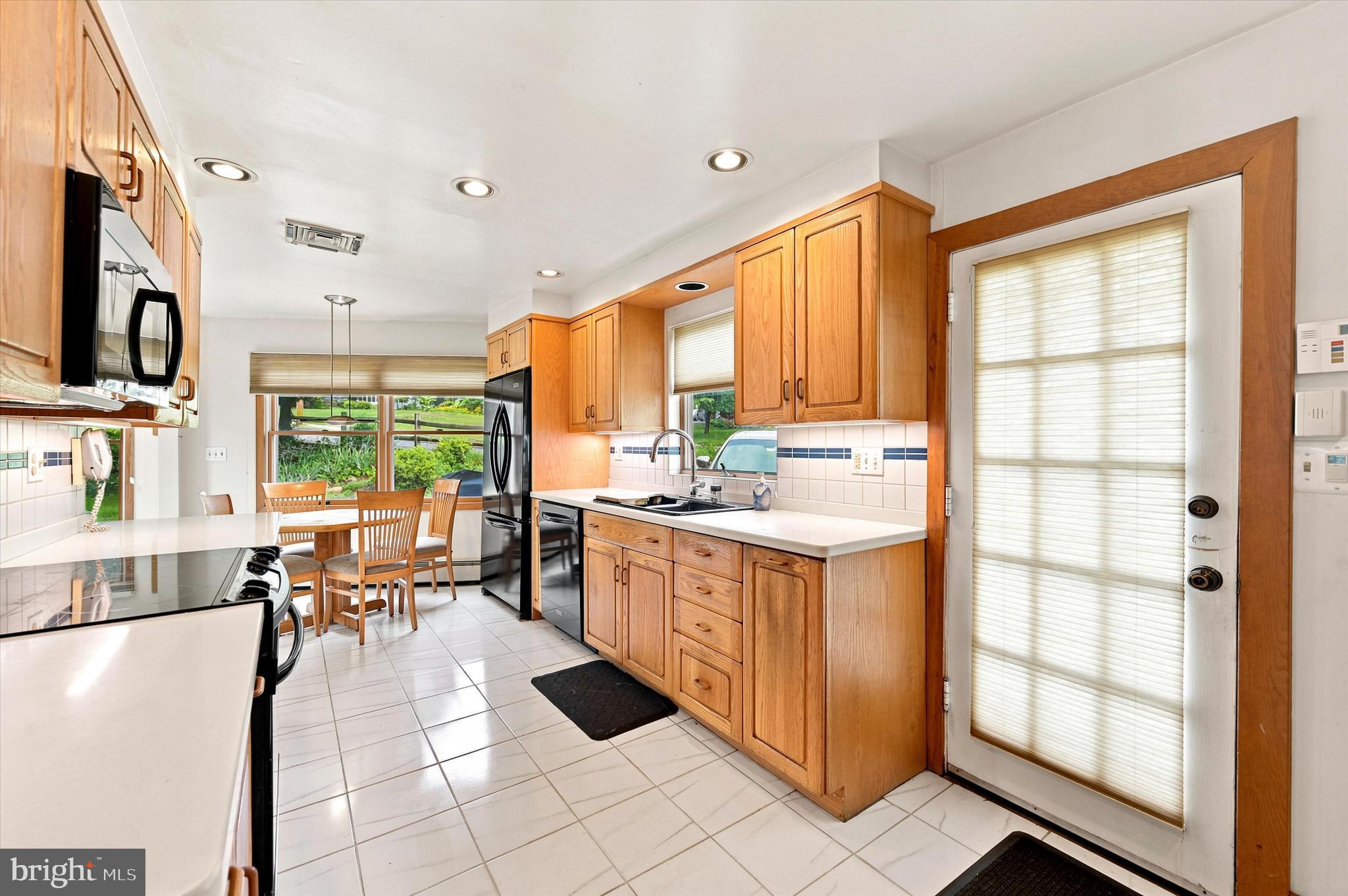 ELKINS PARK - Residential