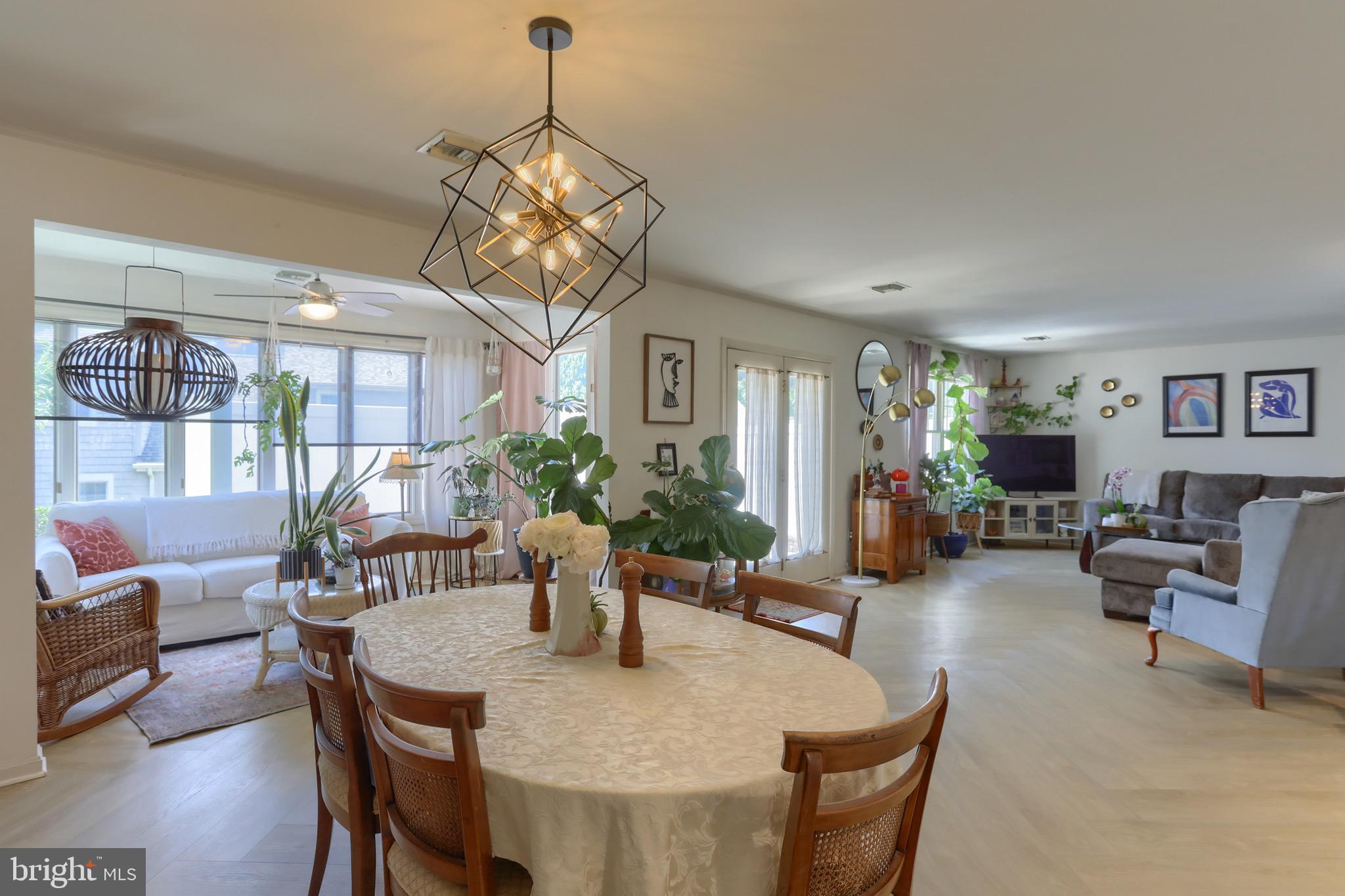 CREST OF HERSHEY - Residential
