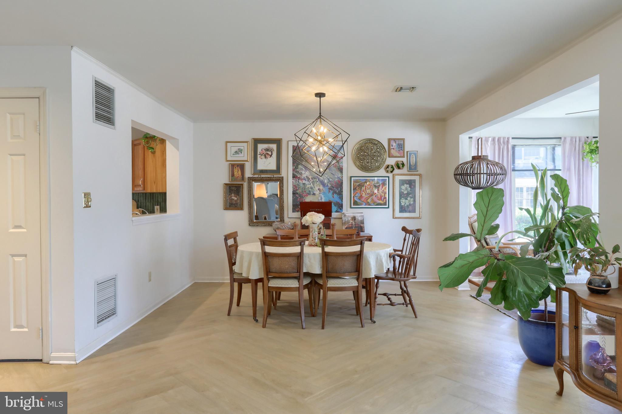CREST OF HERSHEY - Residential
