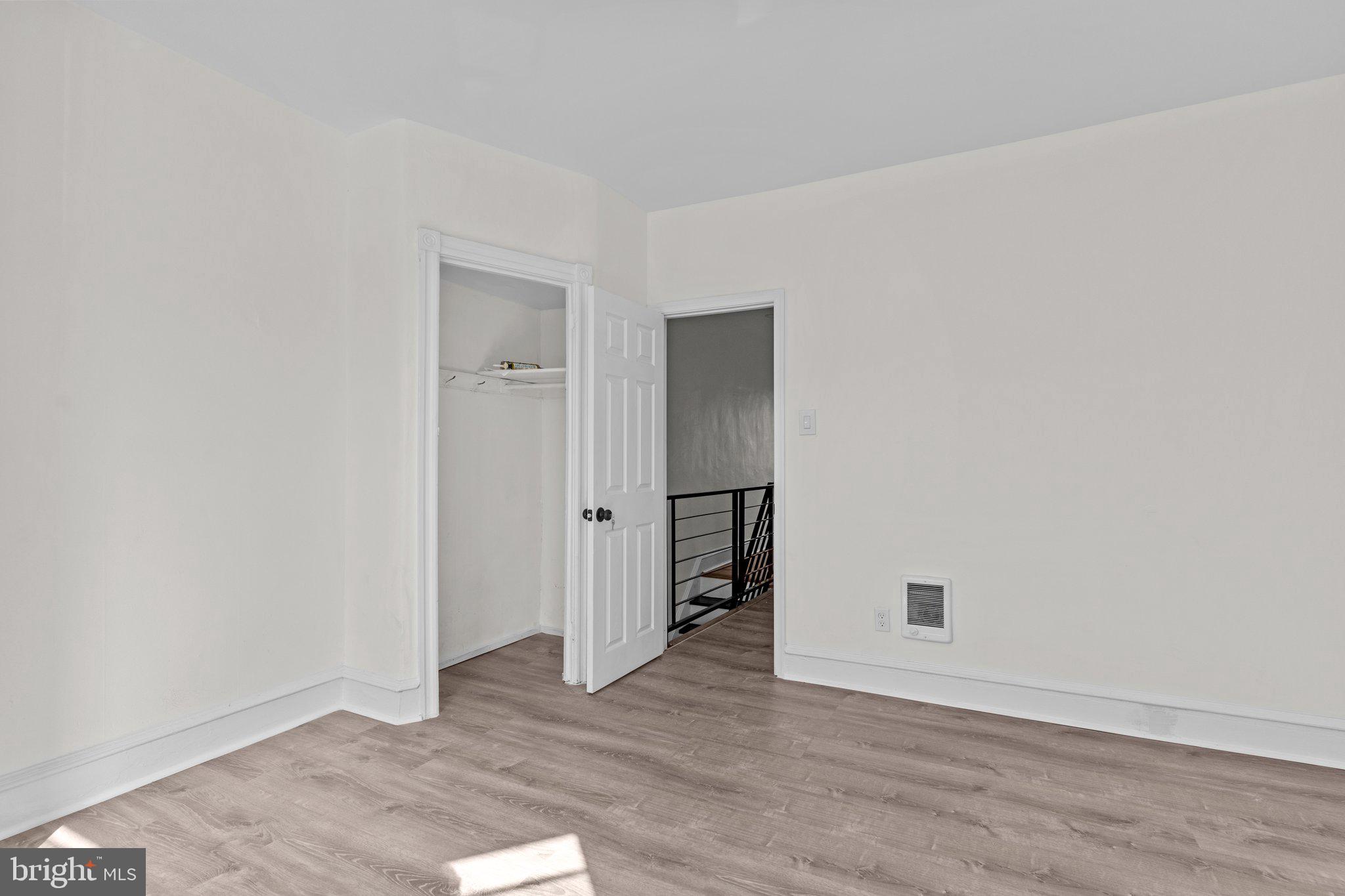 OLNEY - Residential