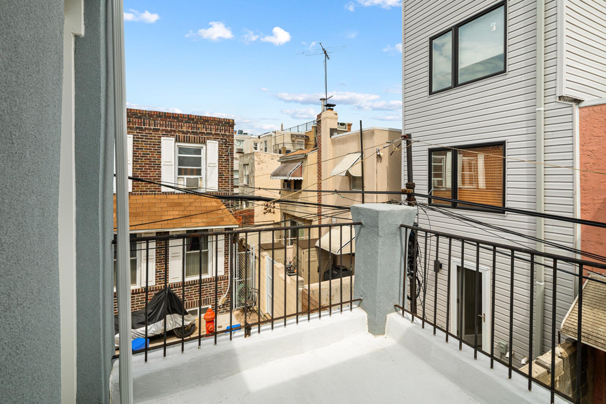PASSYUNK SQUARE - Residential