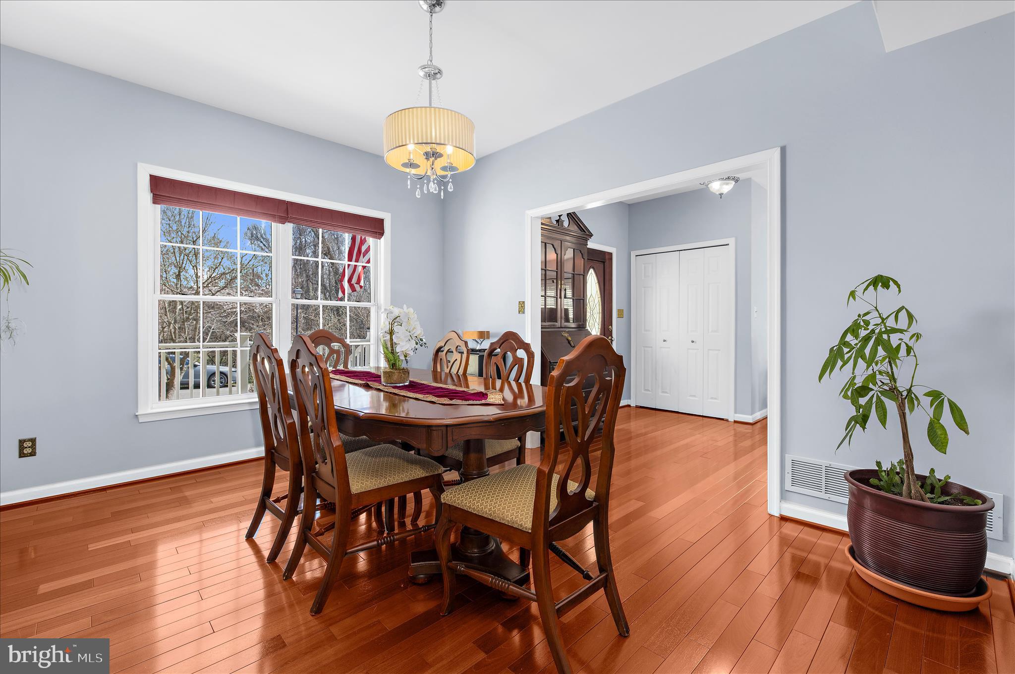 CLIFFORD ESTATES - Residential