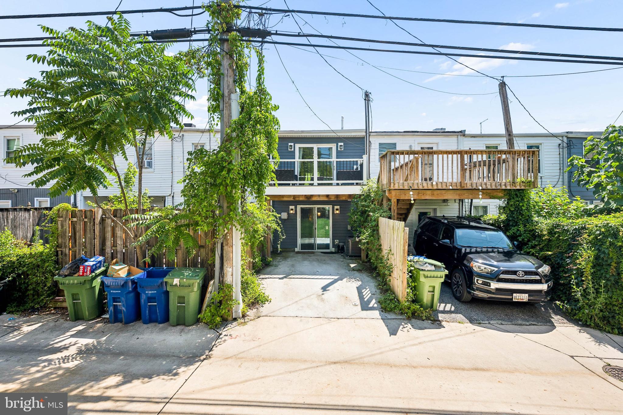 HAMPDEN HISTORIC DISTRICT - Residential