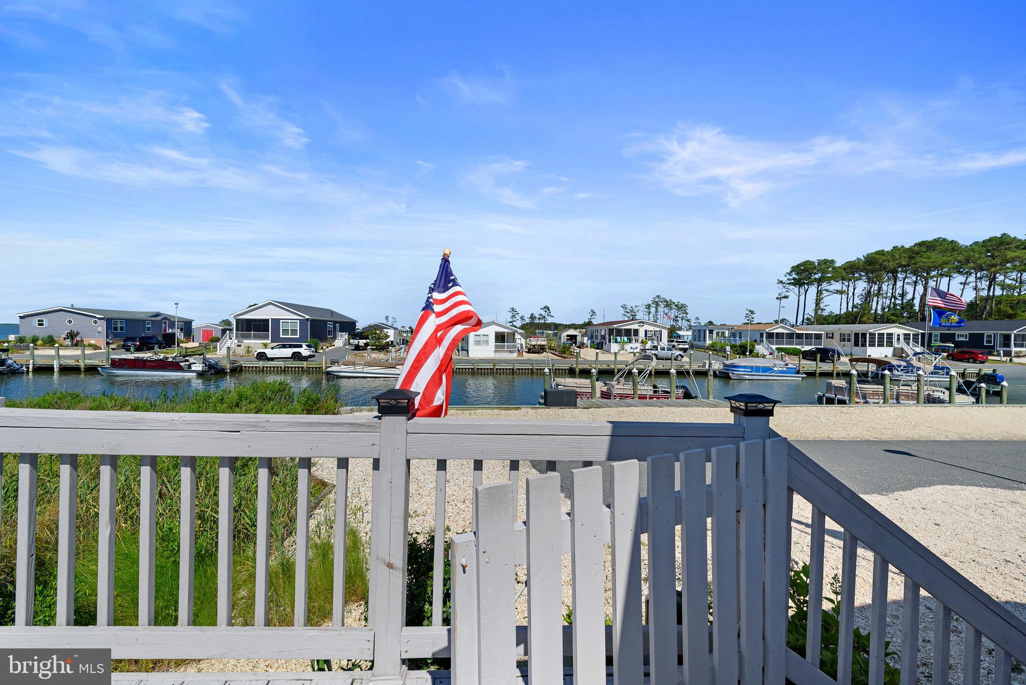 POTNETS DOCKSIDE - Residential