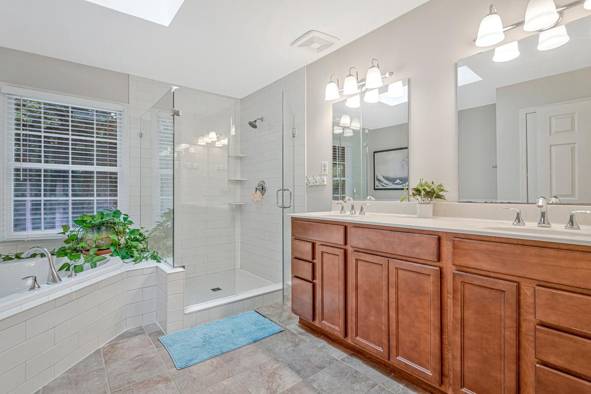 LYONS CREEK HUNDRED - Residential