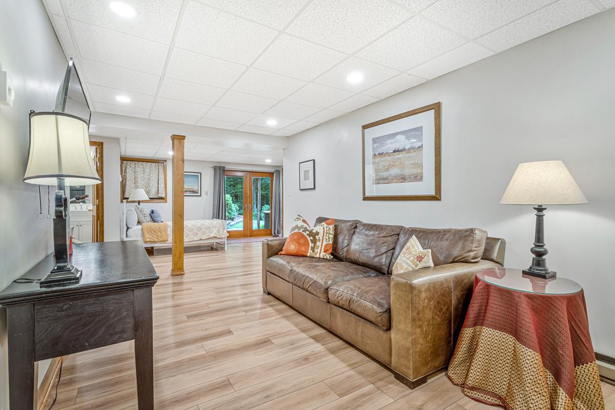 LYONS CREEK HUNDRED - Residential