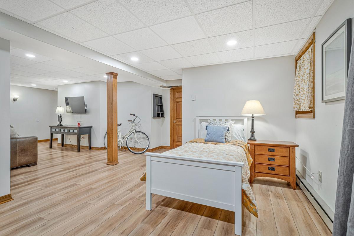 LYONS CREEK HUNDRED - Residential