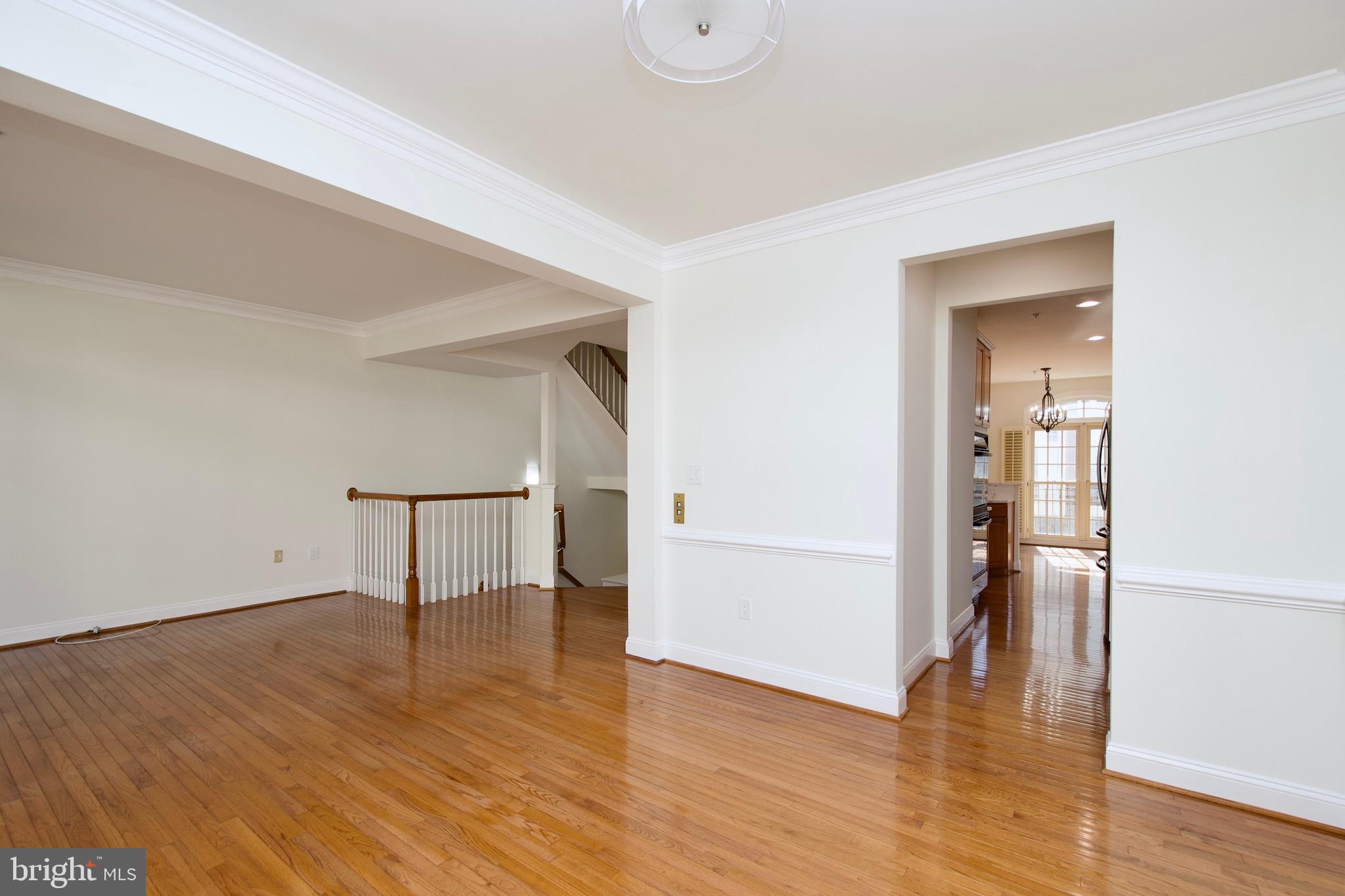 MCLEAN RIDGE - Residential