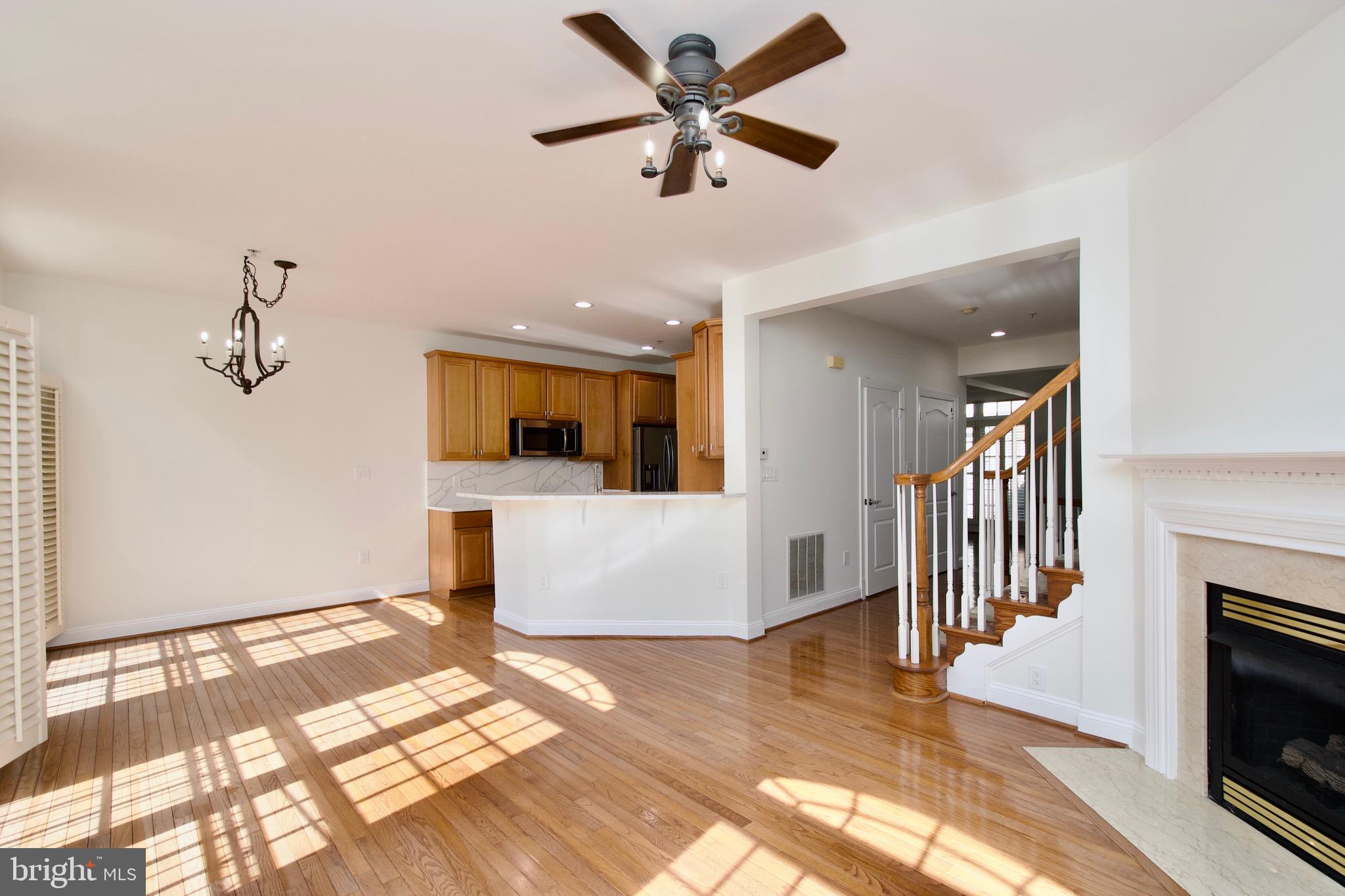 MCLEAN RIDGE - Residential