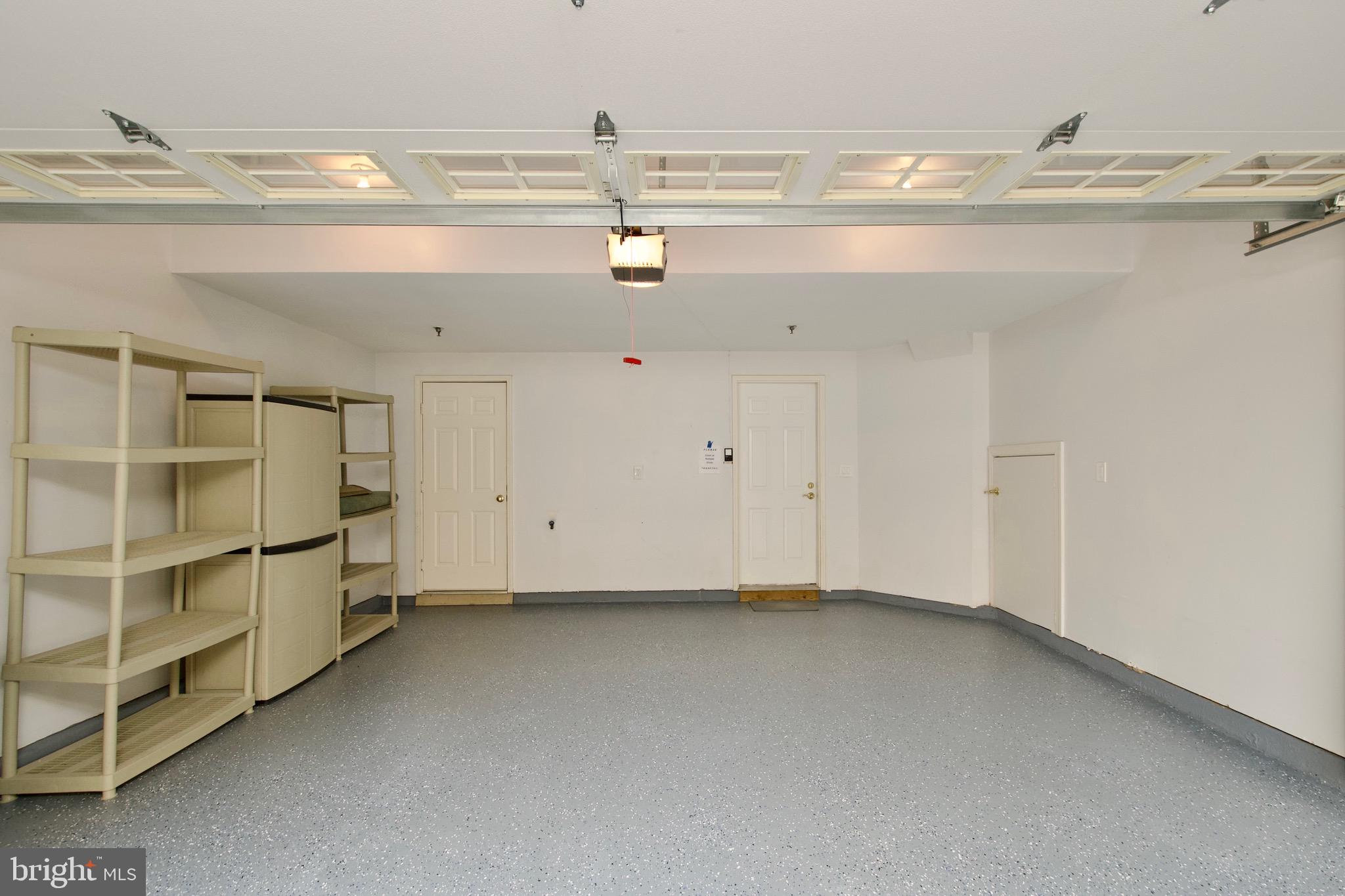 MCLEAN RIDGE - Residential