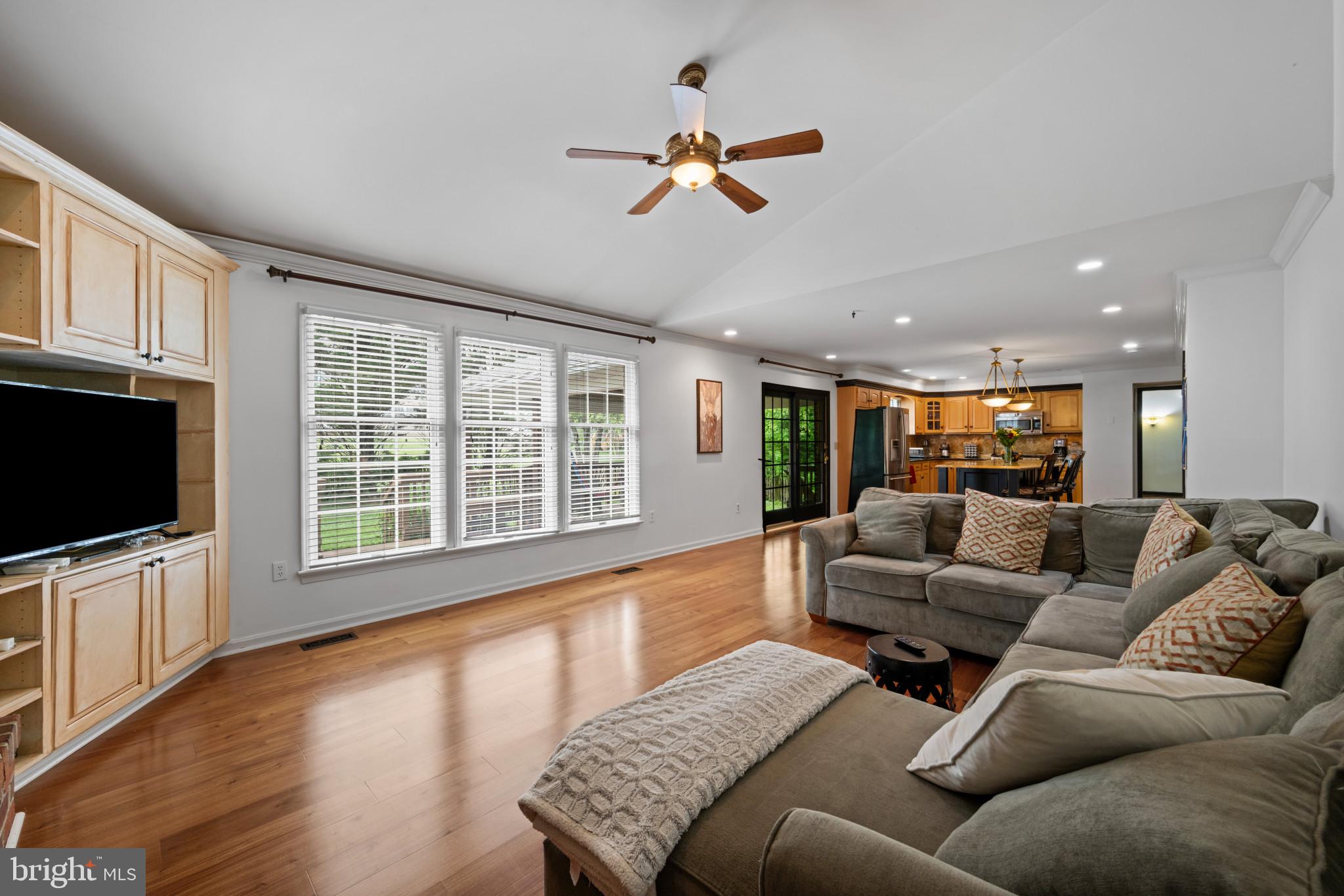 WHITTIER POND - Residential