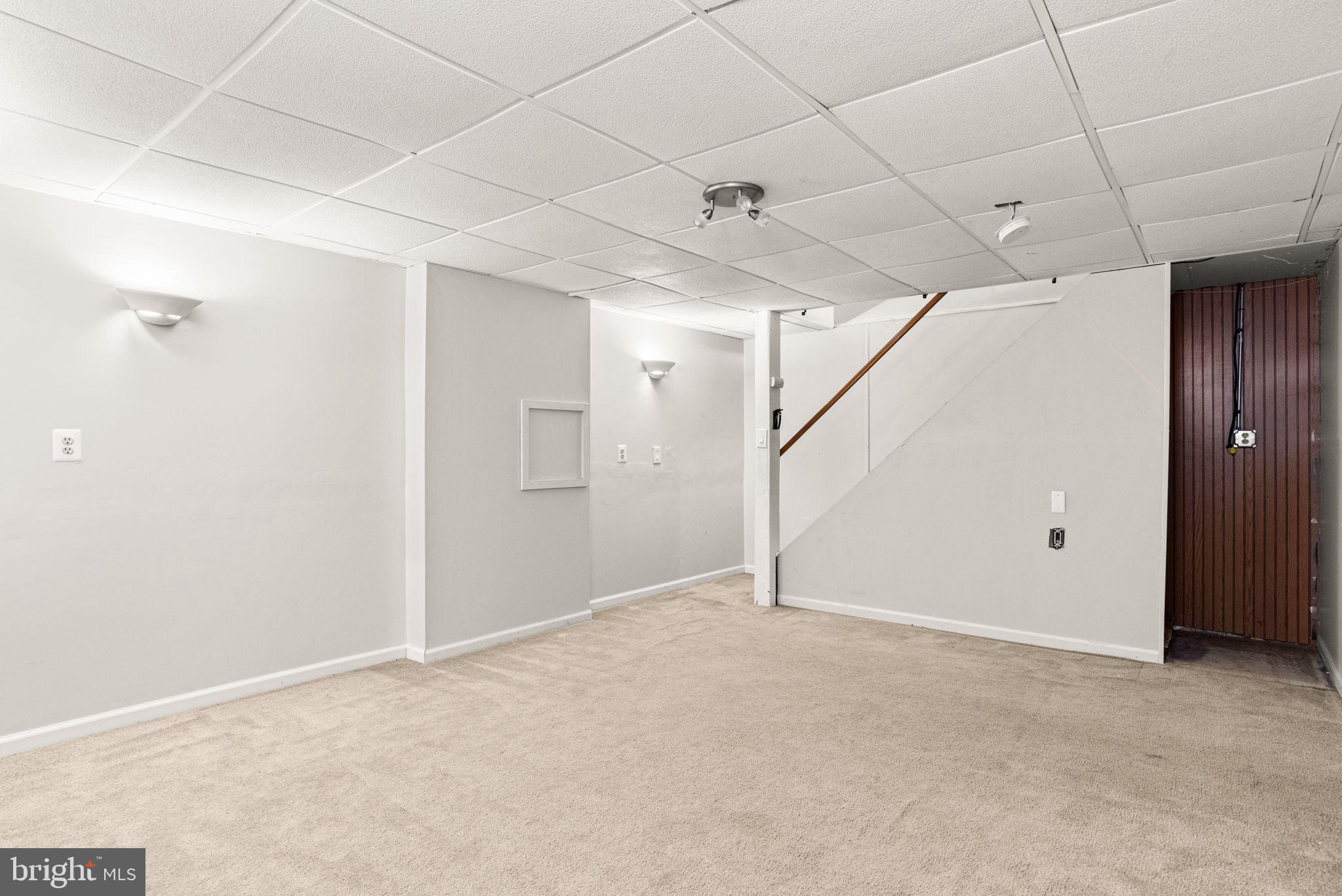 FOXCHASE - Residential