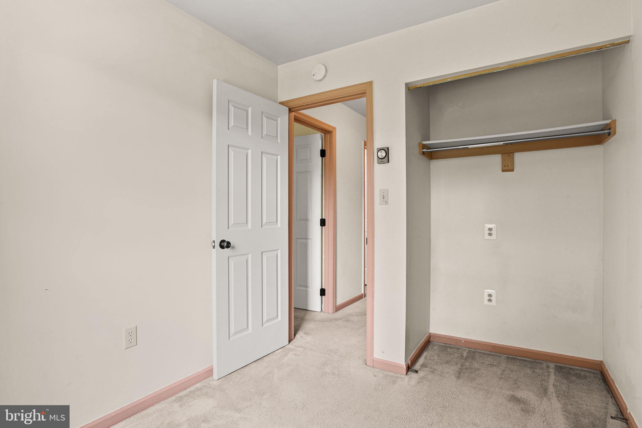 FOXCHASE - Residential