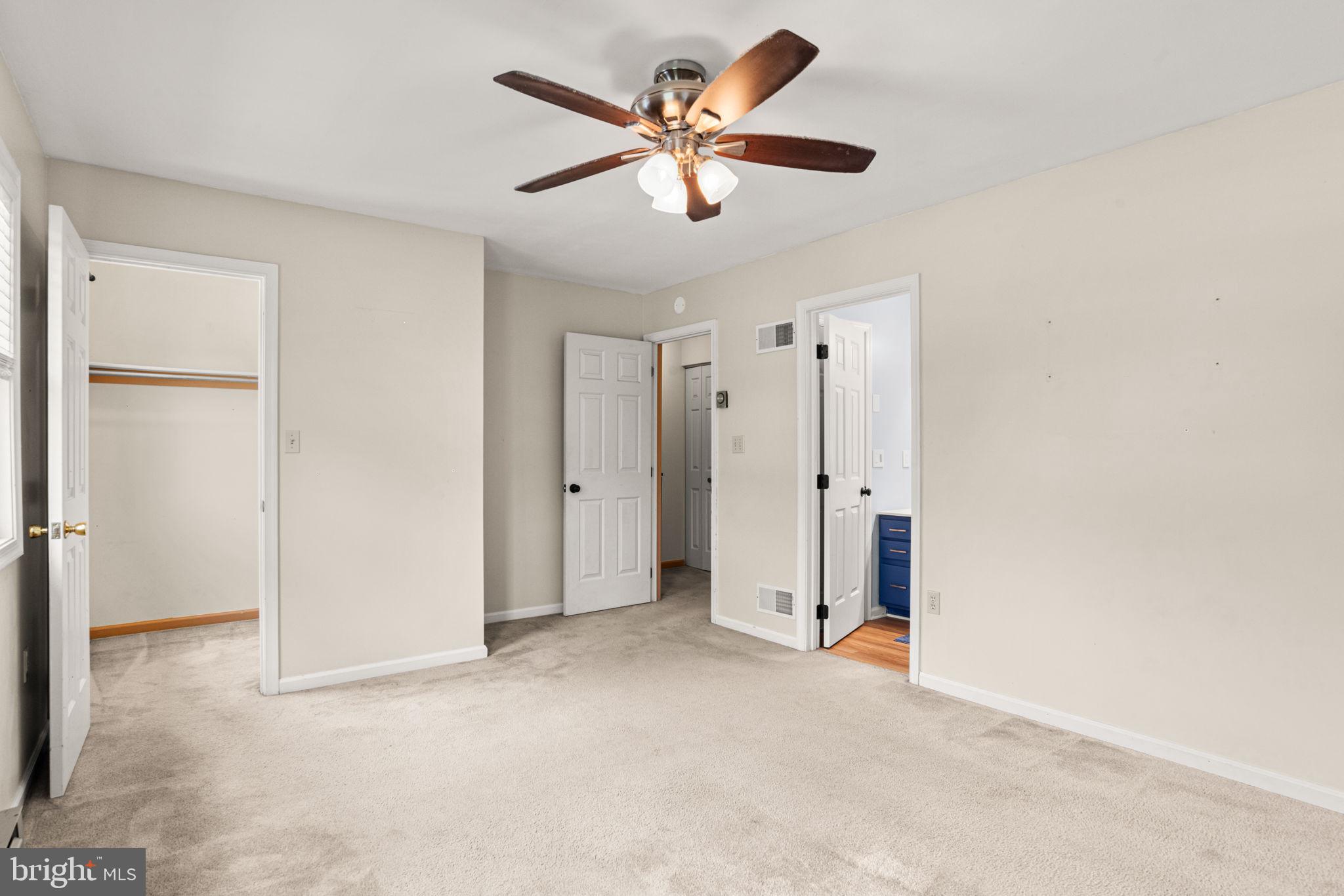 FOXCHASE - Residential